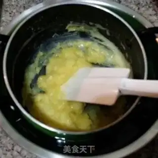 Make Cracky Viennese almond cake step 11