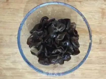 Make Wood-eared chicken feet step 4