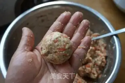 Make No oiled pork tofuballs step 2