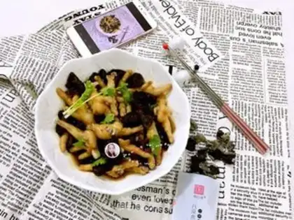 Make Wood-eared chicken feet step 10