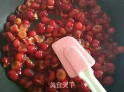 Make Cherry cupcakes step 2