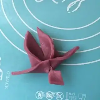 Make Chip orchid cookies step 9