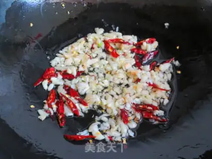Make Spicy crawfish step 6