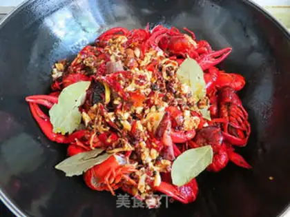 Make Spicy crawfish step 8