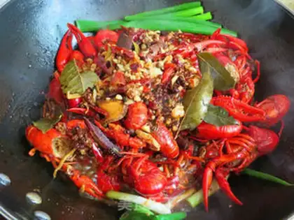 Make Spicy crawfish step 11