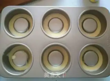 Make Cherry cupcakes step 9