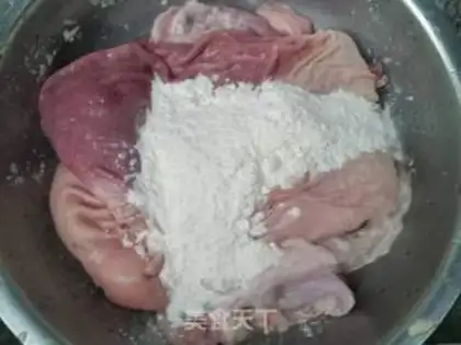 Make Lian Zin, the pig