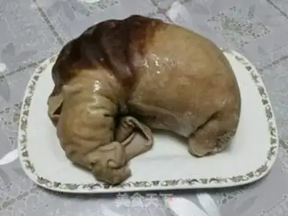 Make Lian Zin, the pig