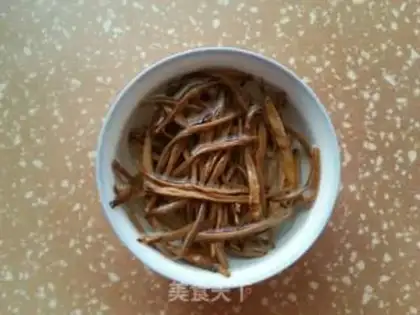 Make Lian Zin, the pig