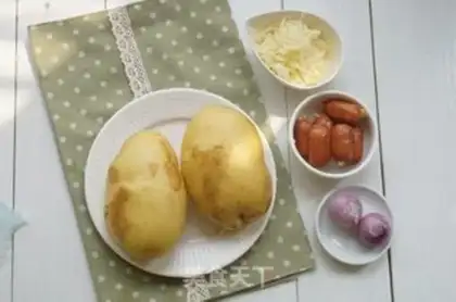 Make Sausage roasted potatoes step 0