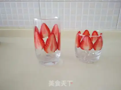 Make Strawberry potato shakes step 3