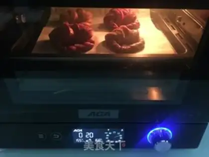 Make Lovers make sugar bread step 13