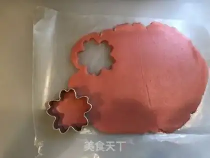 Make Sakura Cup crackers step 7