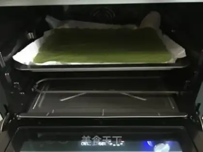 Make Double blueberry cake rolls step 13