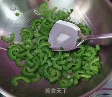 Make New garlic for a bitter melon step 10