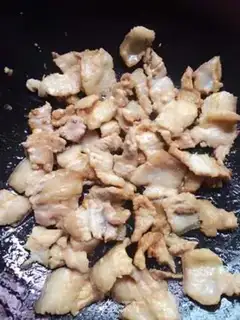 Make Four seasons of bean meat step 1