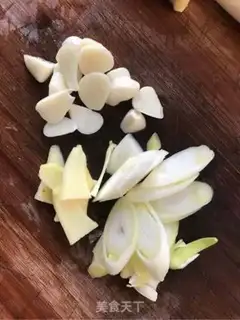 Make Spicy chicken step 1
