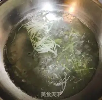 Make Toad scallop soup step 4