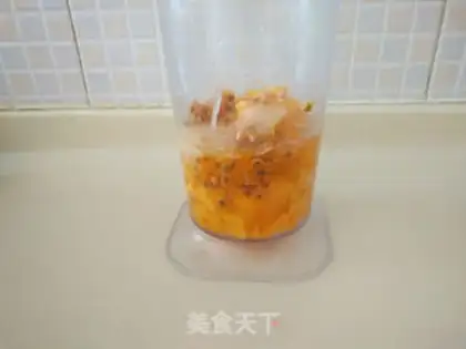 Make Blanca mango juice step 1