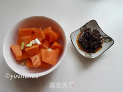 Make Sprayed rice with mushroom carrots step 1