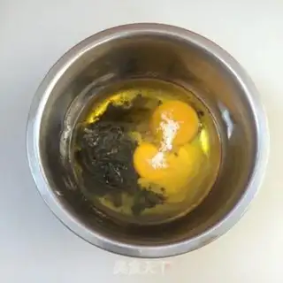 Make Black swan cookies step 1
