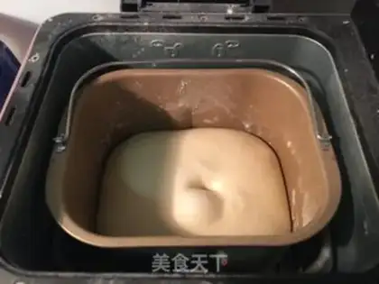 Make Sausage salad bread step 2