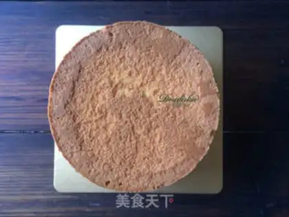 Make Strawberry chocolate fence cake step 0