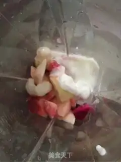 Make Flamingo ice cream step 1