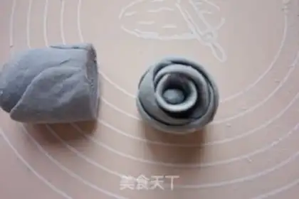 Make Blue rose basket step 10