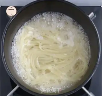 Make Ten minutes of homemade pasta step 0