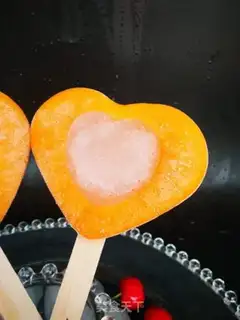 Make A mango popsicle with a heart step 7