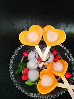 Make A mango popsicle with a heart step 8
