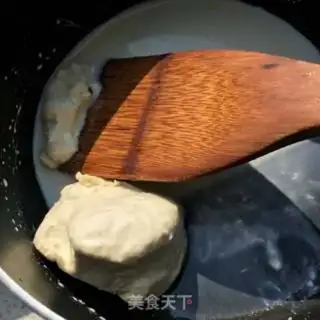 Make Pasta cheese and white sauce step 0