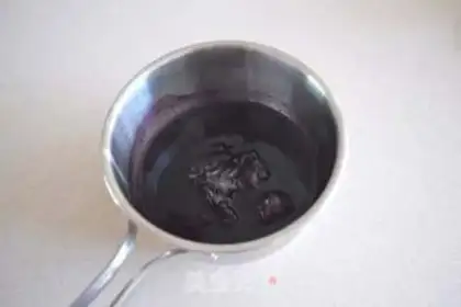 Make Sandmus cake step 15