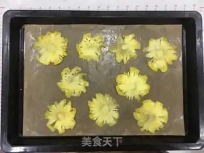 Make Pineapple sunflower step 0