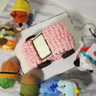 Make Pink little car cake step 20