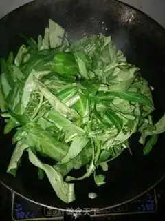 Make Garlic and cabbage step 1
