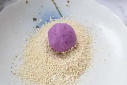 Make Potato sesame pancakes step 3