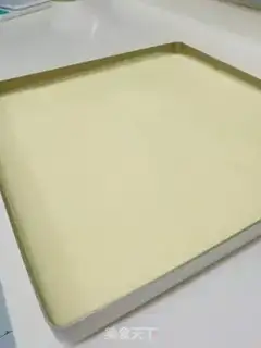 Make Tiger cake roll step 3