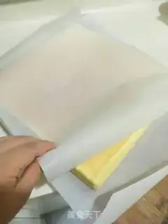 Make Tiger cake roll step 6