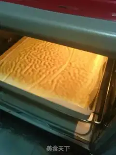 Make Tiger cake roll step 10