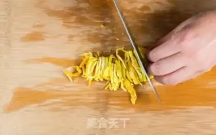 Make Shang Chun rolls step 3
