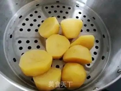 Make Smiley potatoes step 0