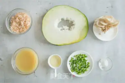Make Freshly steamed melons step 0