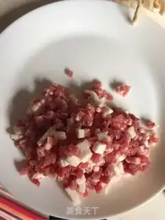 Make radish and fried meat step 0