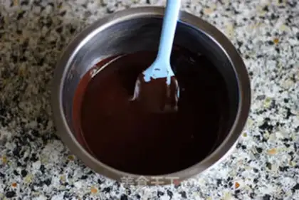 Make Chocolate lace basket step 7