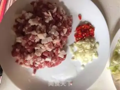 Make radish and fried meat step 3