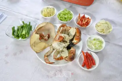 Make Hot, spicy crabs step 1