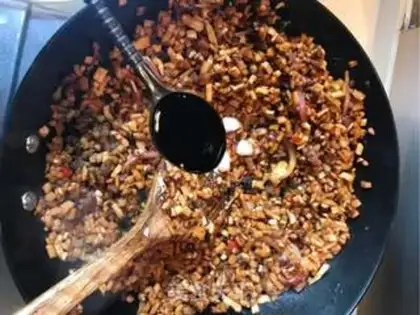 Make radish and fried meat step 10