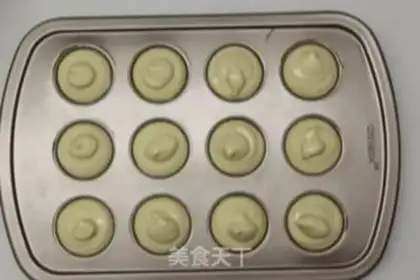 Make Chocolate lollipop cake step 10